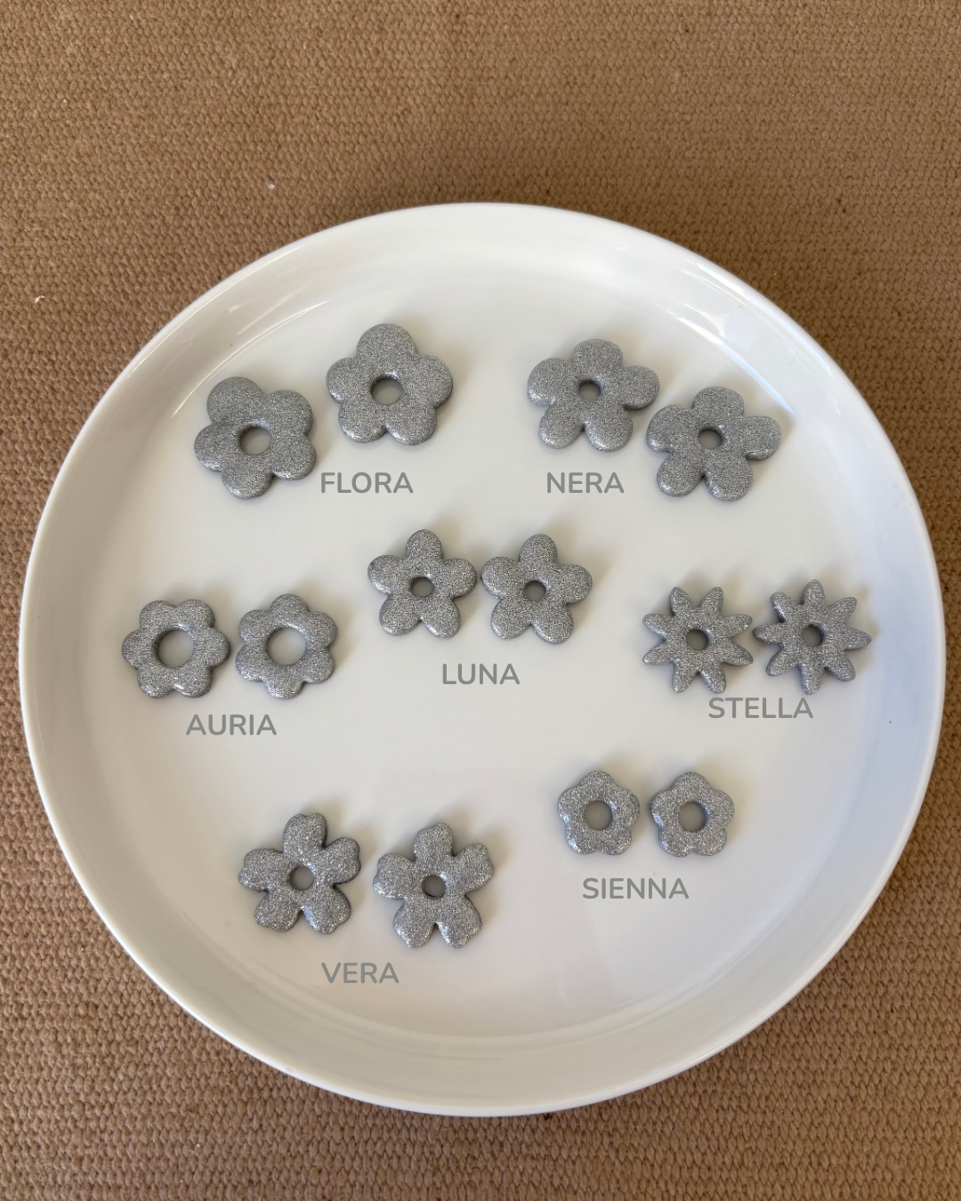 PAMPILLES argentées